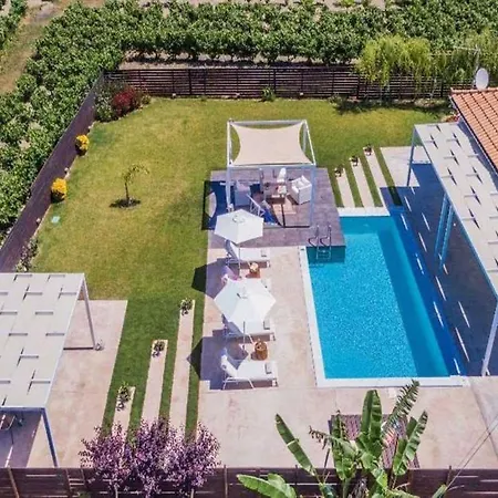 Madini Luxury With Private Pool - Happy Villa *